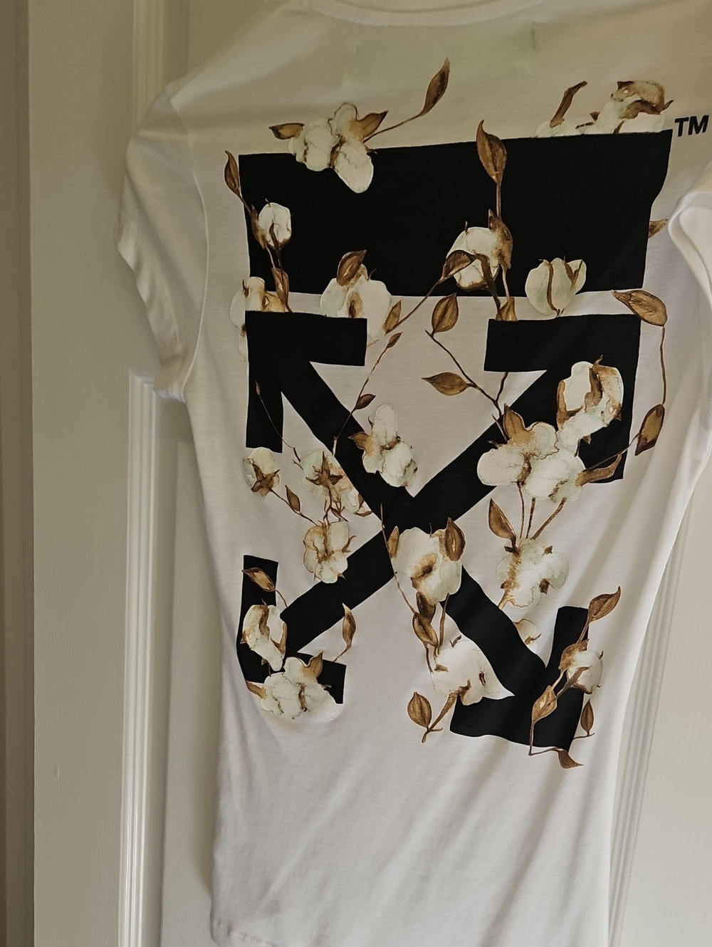 Off-White Women's T Shirt "Flowers" Spring Summer 2019 - XXS (Per Sz. Guide)